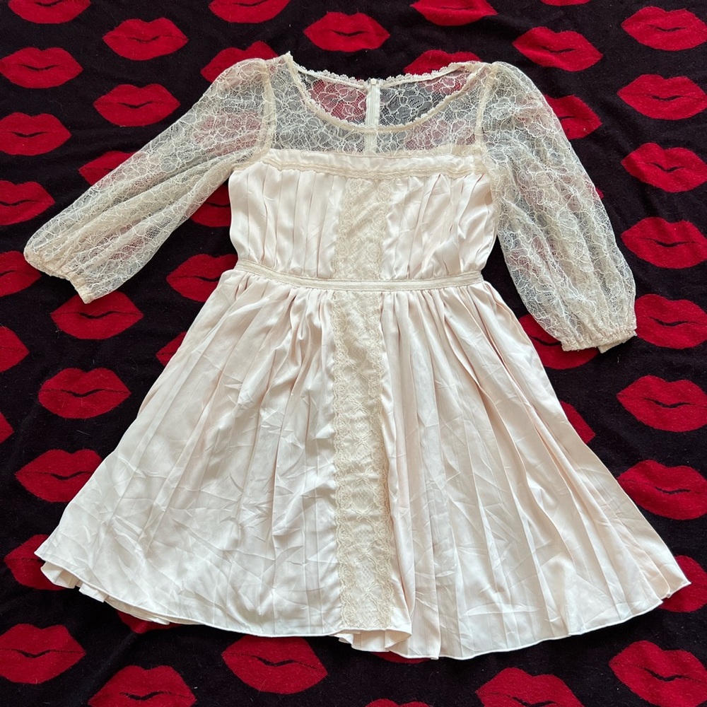 Japan Kawaii beige floral lace long sleeve dress S